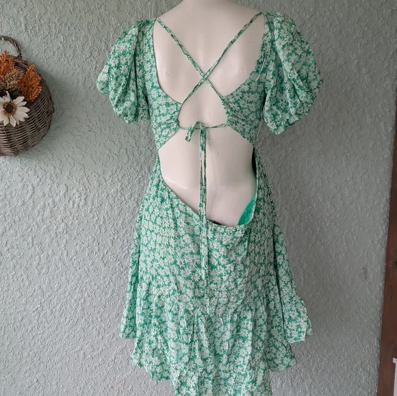 Vici Pushing Daisies Puff Sleeve‎ Mini Dress Size M - Picture 6 of 7